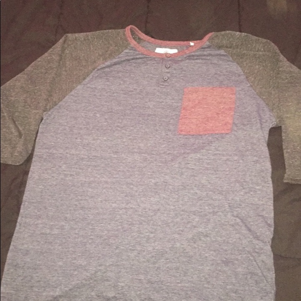 On the byas 3/4 sleeve shirt